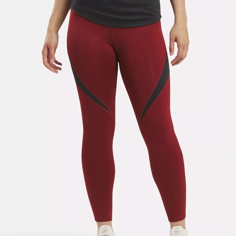 Reebok Rich Maroon Training Tights